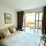 La Mediterranee Comme Vous L'aviez Revee アパート *
