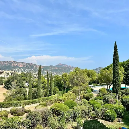 La Mediterranee Comme Vous L'aviez Revee * Saint-Raphaël